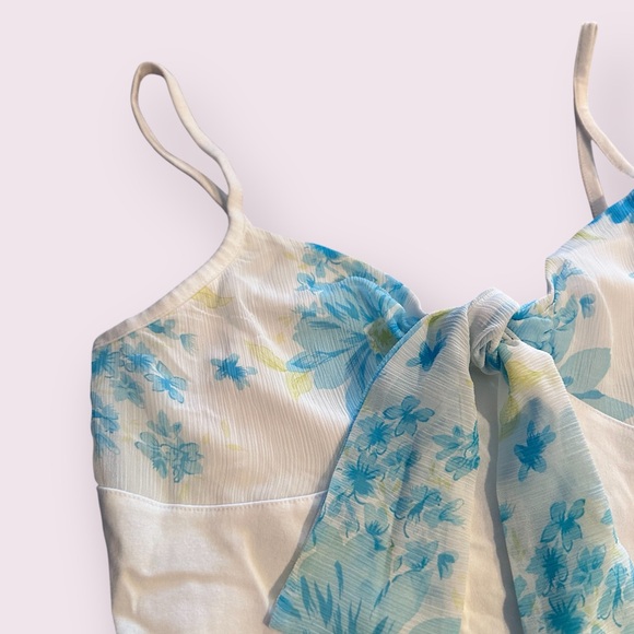 Women's MODA International Set Of Two Floral Camisoles Bow And Ruffle Sz Medium - Picture 3 of 13